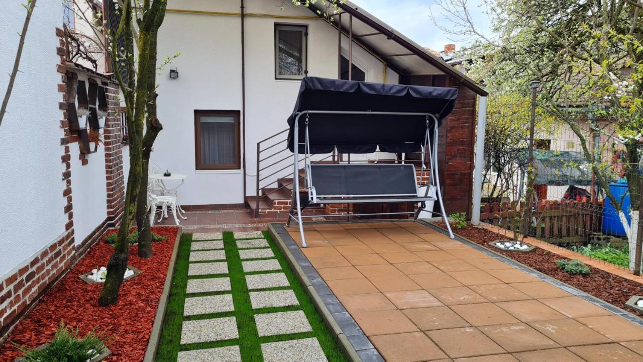 Cozy House With Nice Garden In Heart Of City Center Vila Cluj-Napoca Exterior foto